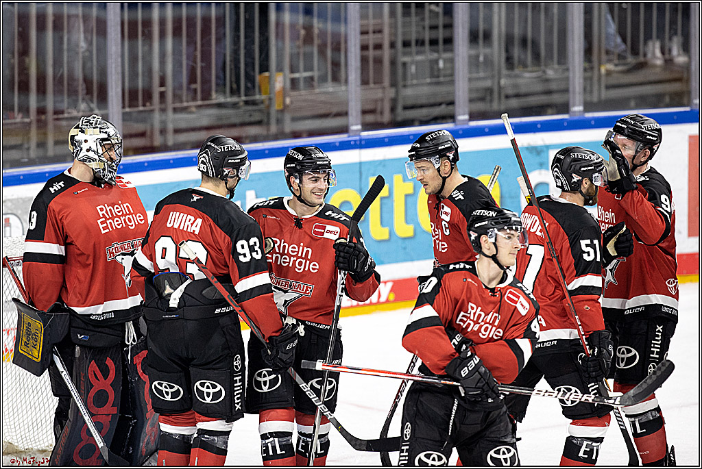 PENNY DEL;  Koelner Haie - Krefeld Pinguine; Koeln, 31.10.2021